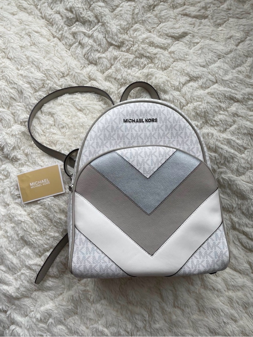 michael kors backpack medium